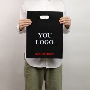 MOQ 100Pcs Custom Logo Polyethylene Courier Bag with Handle